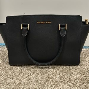 Black Michael Kors purse